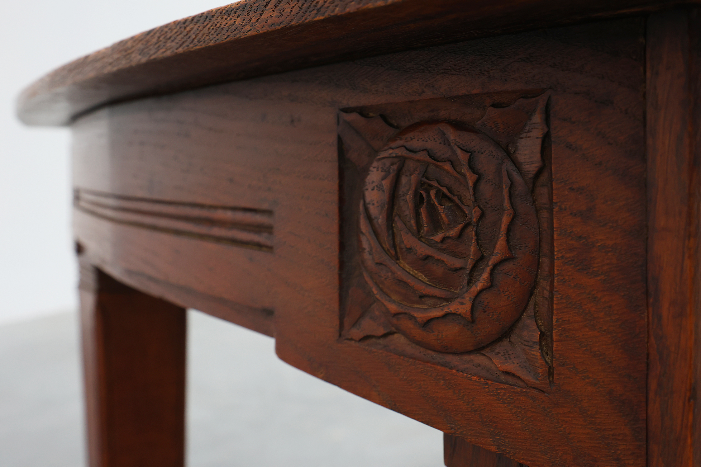 Oak Art Deco dining table with carved frieze, France 1920sthumbnail
